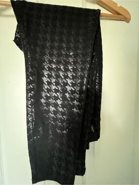 torrid Black Houndstooth Leggings